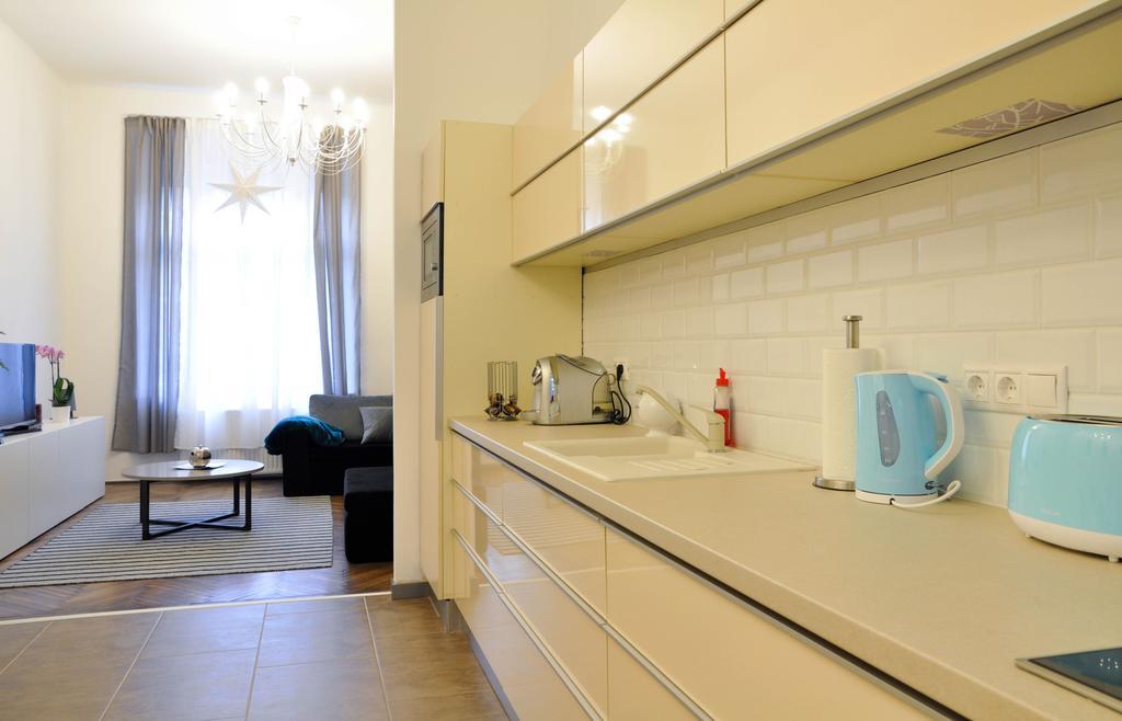 White Dream Home Будапеща Стая снимка